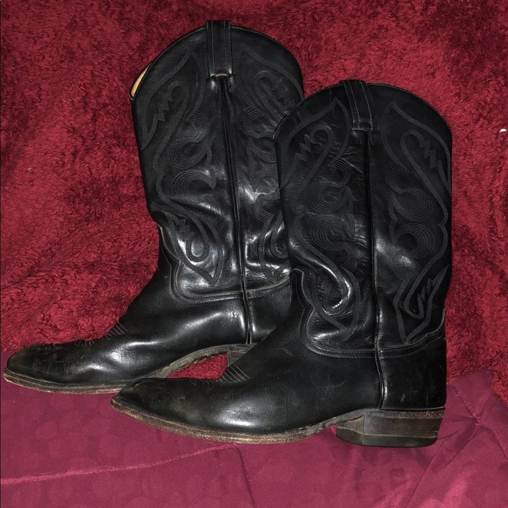 TONY LAMA COWBOY BOOTS